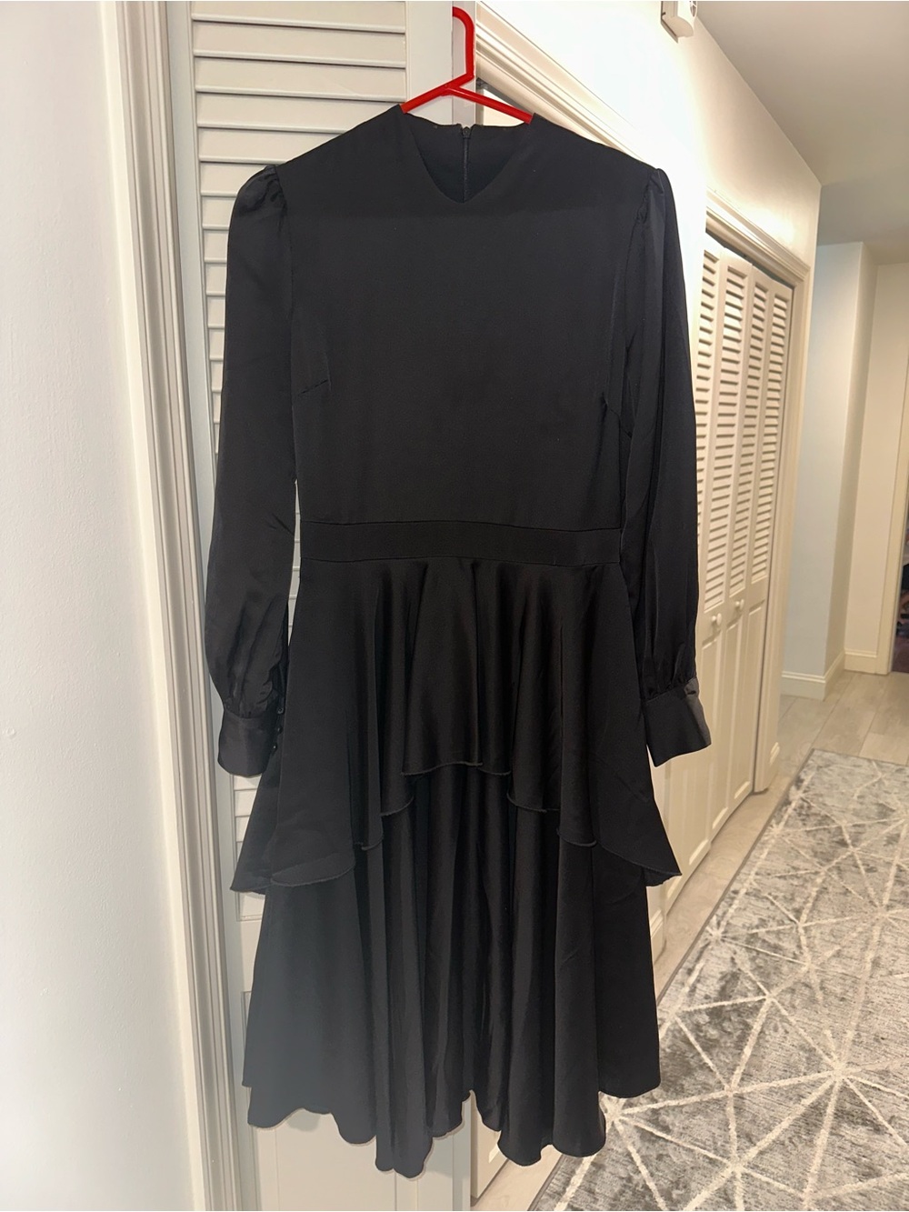 Elle Black Long-Sleeve Layered Midi Dress